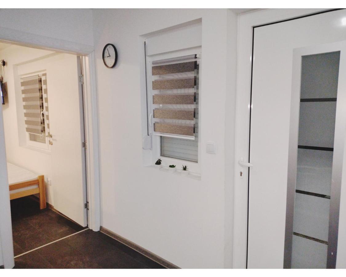Apartmani Domo Sd Smederevo Luaran gambar