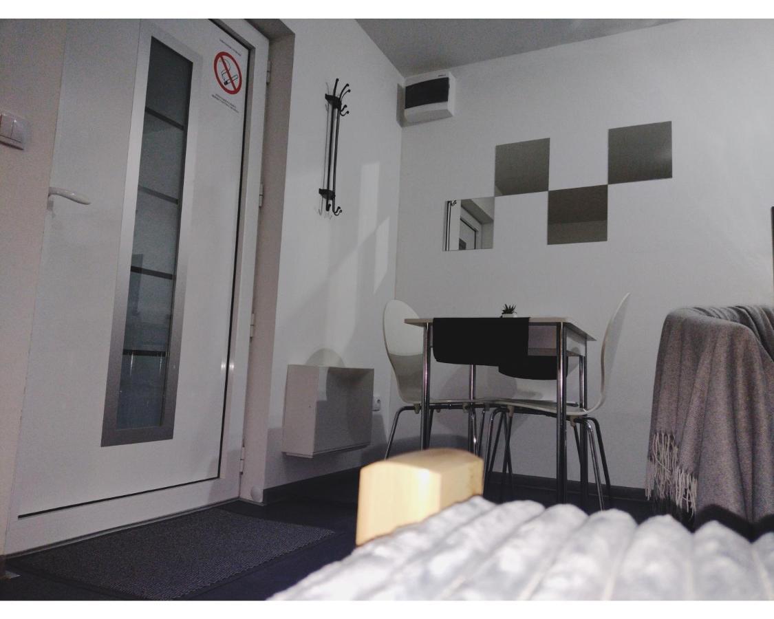 Apartmani Domo Sd Smederevo Luaran gambar