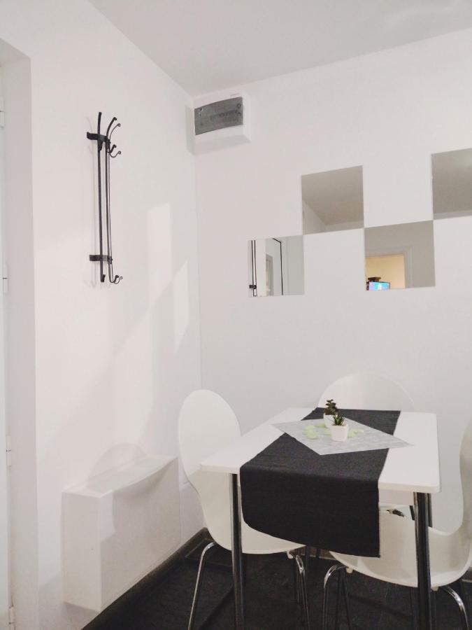 Apartmani Domo Sd Smederevo Luaran gambar