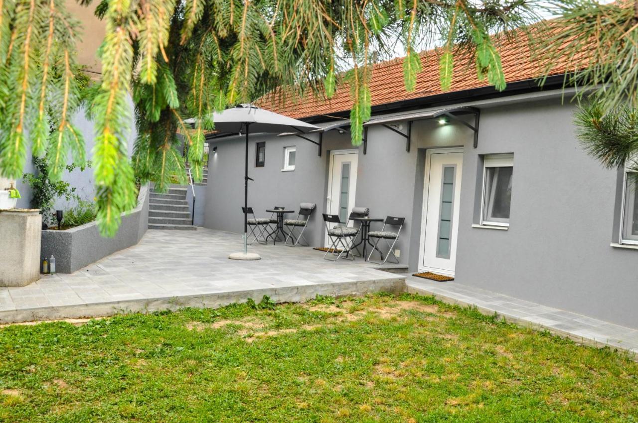 Apartmani Domo Sd Smederevo Bilik gambar