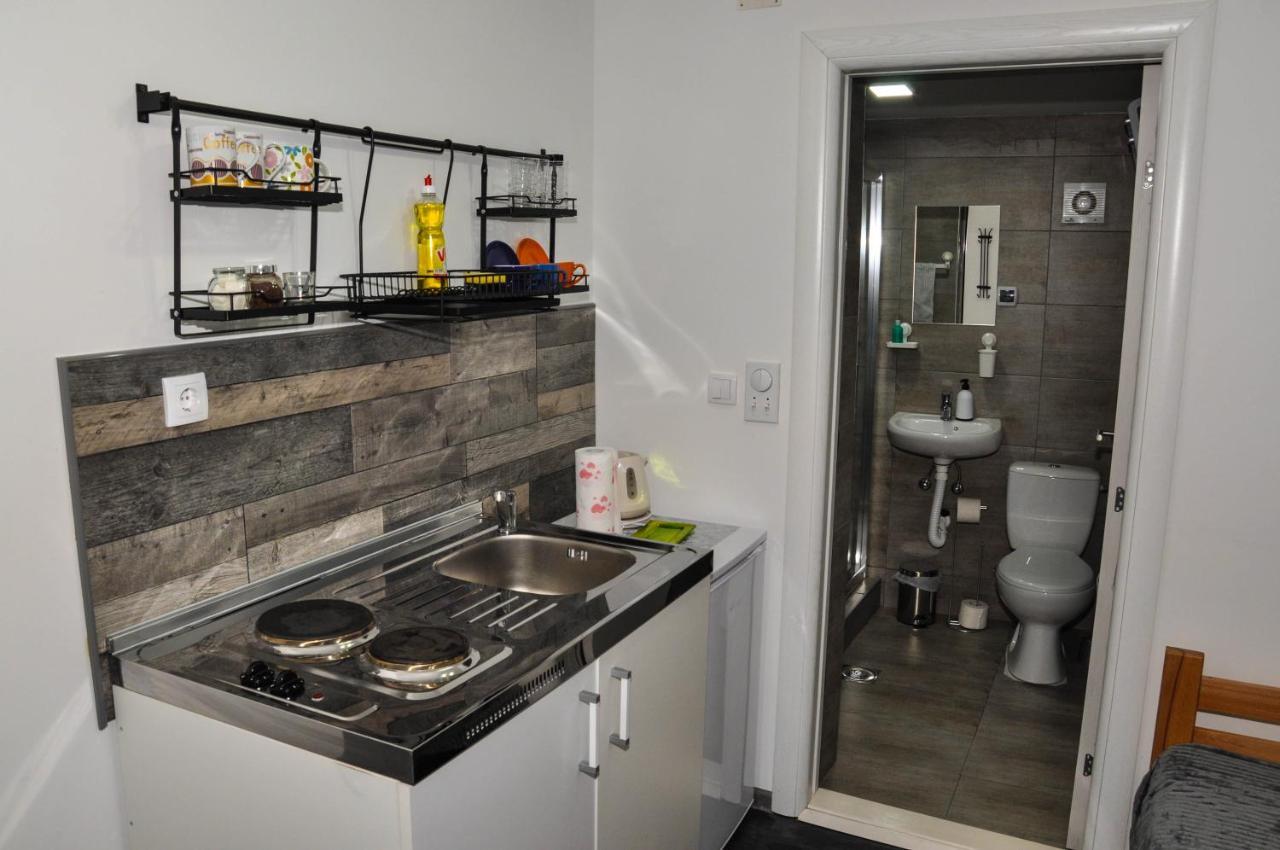 Apartmani Domo Sd Smederevo Bilik gambar